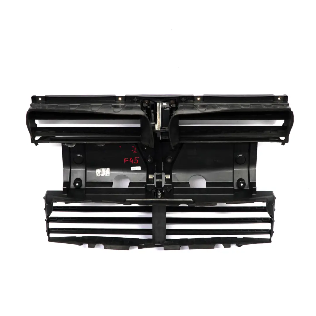 Condotto d'aria anteriore Support de montage du cadre prise per BMW F45 F46 con numero di parte 7338207 BMW F45 F46 Condotto d'aria anteriore Support de montage du cadre prise - SKU 7338207-2 - Numero di parte 7338207