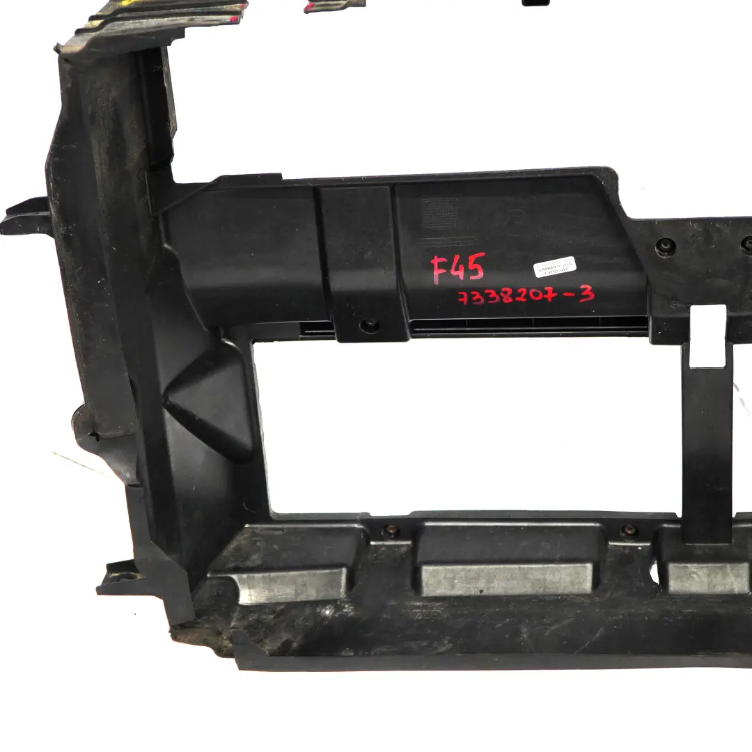 BMW F45 F46 Conducto de aire frontal Slam Panel de admisión Marco - SKU 7338207-3 - Número de pieza 7338207
