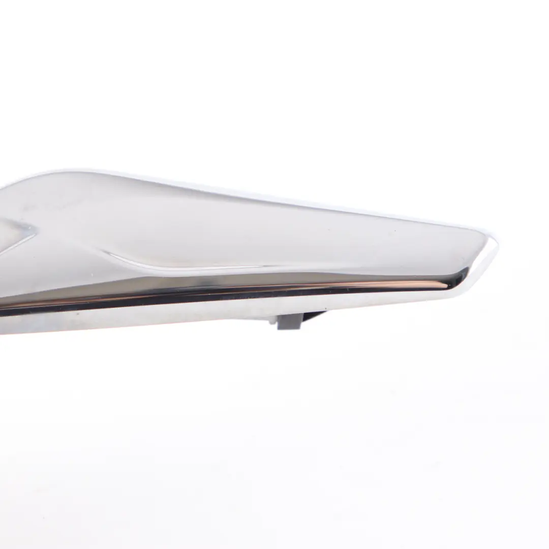 Osłona Zaślepka Kierunkowskazu Błotnik Prawy BMW F10 F11 LCI - SKU 7338570 - Numer Części 7338570