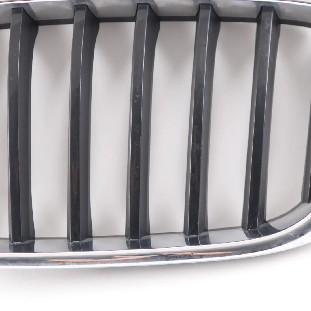 Parachoques Delantero Rejilla Entrada Riñón Izquierdo Chrome para BMW X3 F25 con número de pieza 7338571 BMW X3 F25 Parachoques Delantero Rejilla Entrada Riñón Izquierdo Chrome - SKU 7338571 - Número de pieza 7338571
