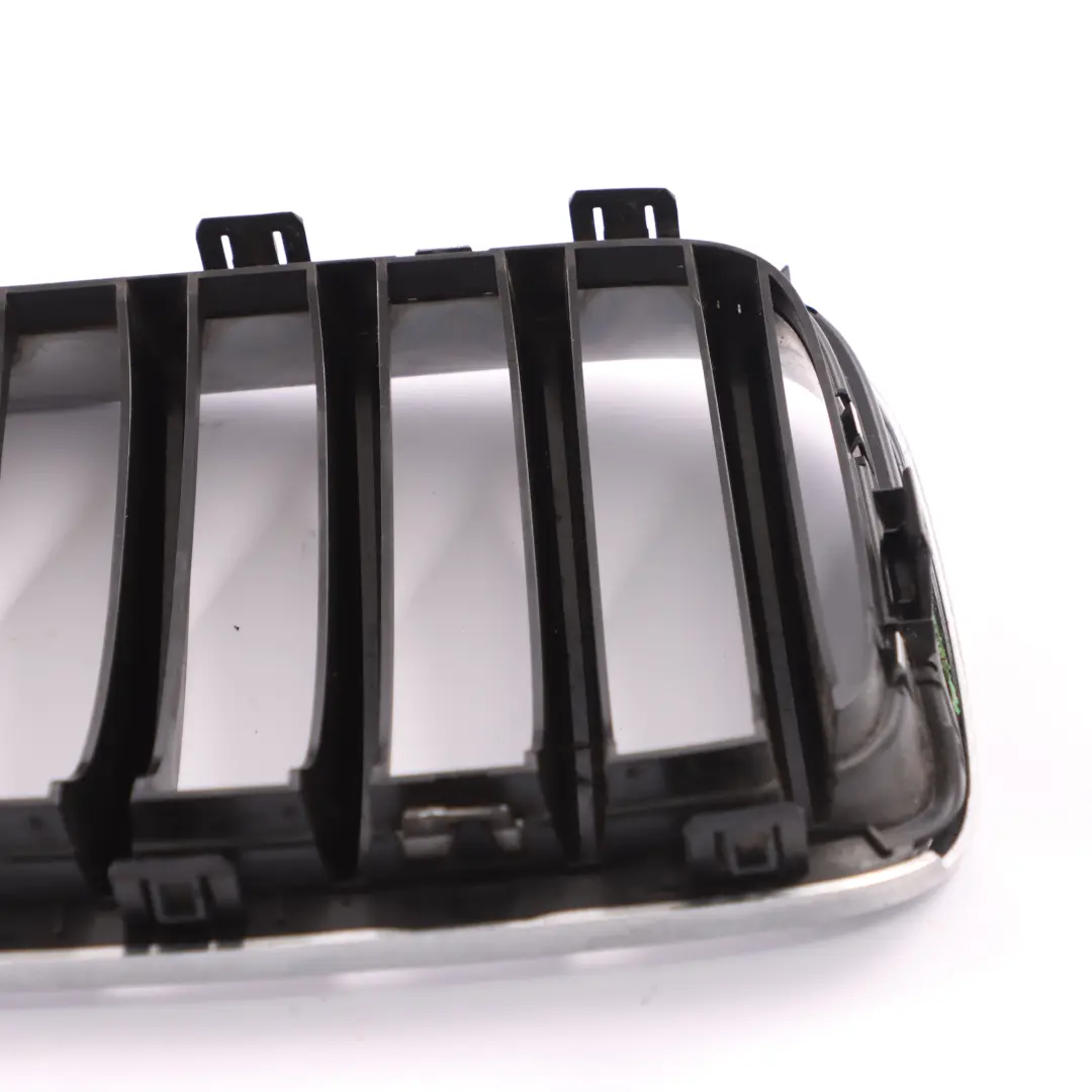 Grille BMW X3 F25 X4 F26 Grille avant droite Chrom/Schwarz pour à propos du numéro de pièce 7338572 Grille BMW X3 F25 X4 F26 Grille avant droite Chrom/Schwarz - SKU 7338572 - Numéro de pièce 7338572
