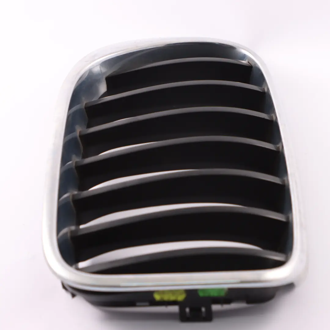 Griglia BMW X3 F25 X4 F26 Griglia anteriore destra Chrom/Schwarz per con numero di parte 7338572 Griglia BMW X3 F25 X4 F26 Griglia anteriore destra Chrom/Schwarz - SKU 7338572 - Numero di parte 7338572