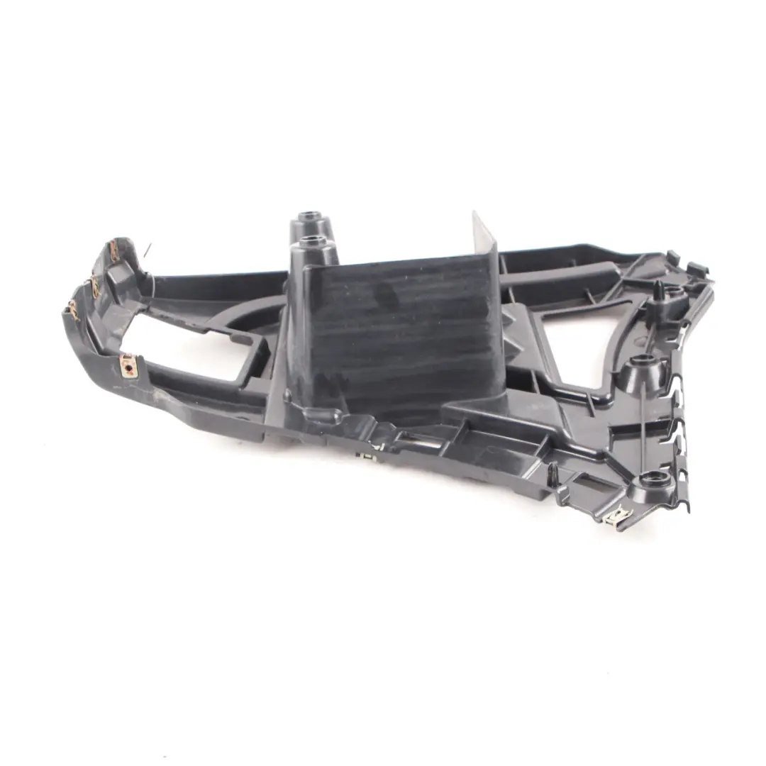 Soporte Parachoques Trasero Soporte Guía Izquierda para BMW X3 F25 con número de pieza 7338763 BMW X3 F25 Soporte Parachoques Trasero Soporte Guía Izquierda - SKU 7338763 - Número de pieza 7338763