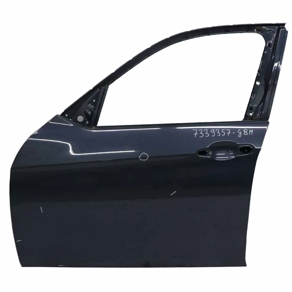 Drzwi Lewe Przednie Graphitblau - B07 do BMW X1 E84 o numerze 7339357 BMW X1 E84 Drzwi Lewe Przednie Graphitblau - B07 - SKU 7339357-GBM - Numer Części 7339357