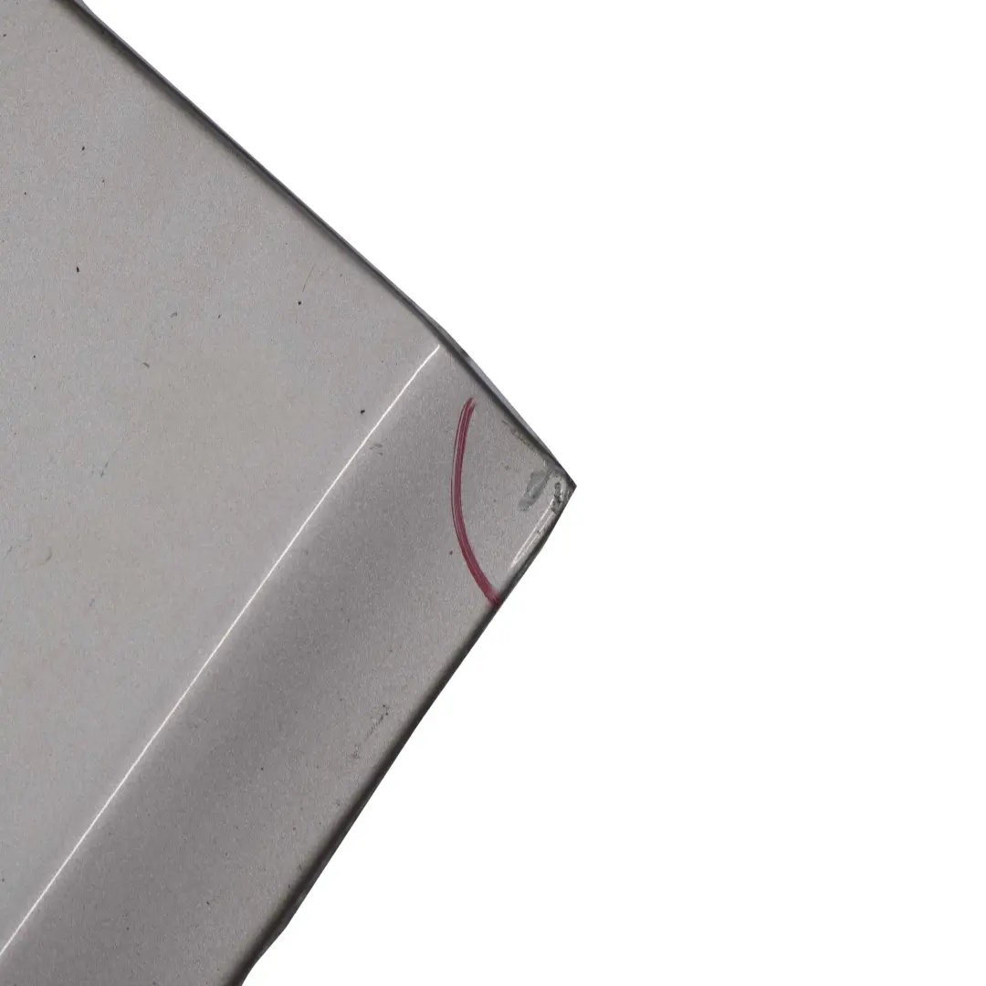 Puerta Delantera Derecha Kaschmirsilber Cashmere Silver Metallic - A72 para BMW E84 con número de pieza 7339358 BMW E84 Puerta Delantera Derecha Kaschmirsilber Cashmere Silver Metallic - A72 - SKU 7339358-KAS1 - Número de pieza 7339358