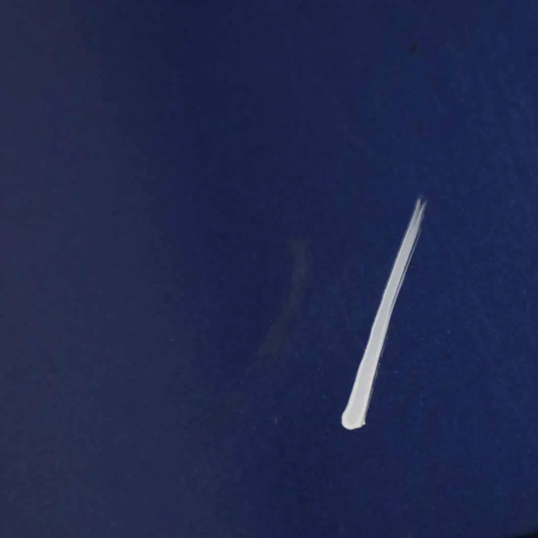 Tür vorne rechts Le Mans Blau Metallic - 381 für BMW X1 E84 mit Teilenummer 7339358 BMW X1 E84 Tür vorne rechts Le Mans Blau Metallic - 381 - SKU 7339358-LMB - Teilenummer 7339358