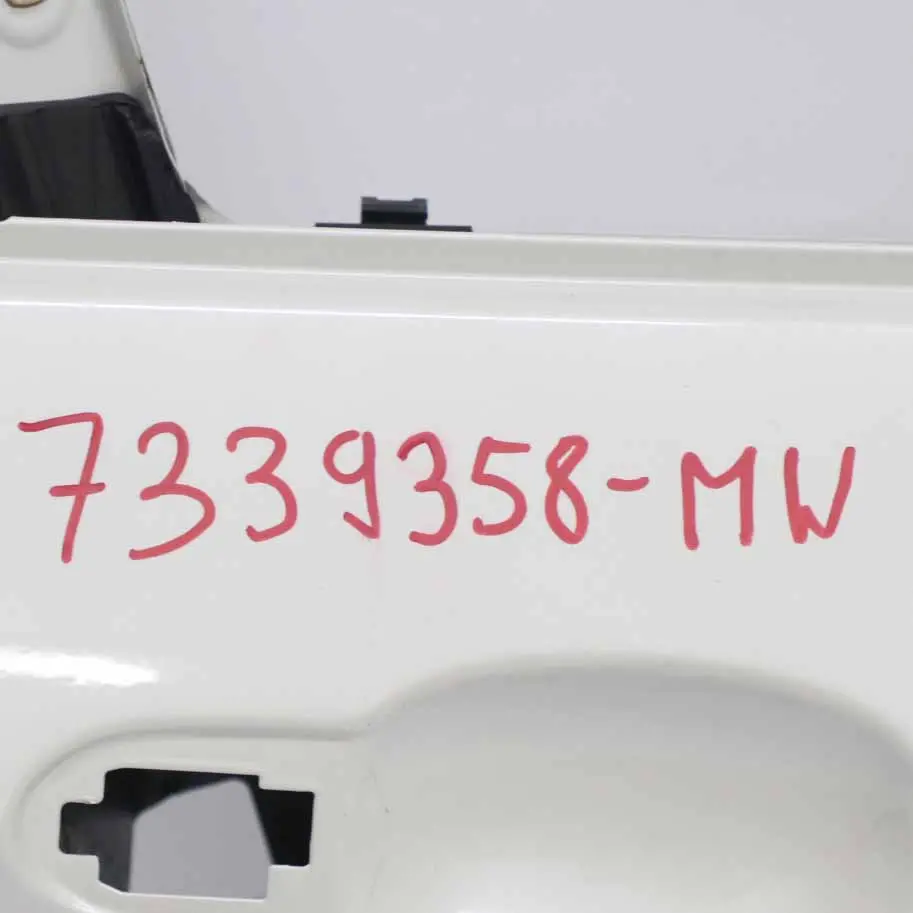 BMW X1 E84 Porte Avant Droite Blanc Minéral Métallisé - A96 - SKU 7339358-MW - Numéro de pièce 7339358