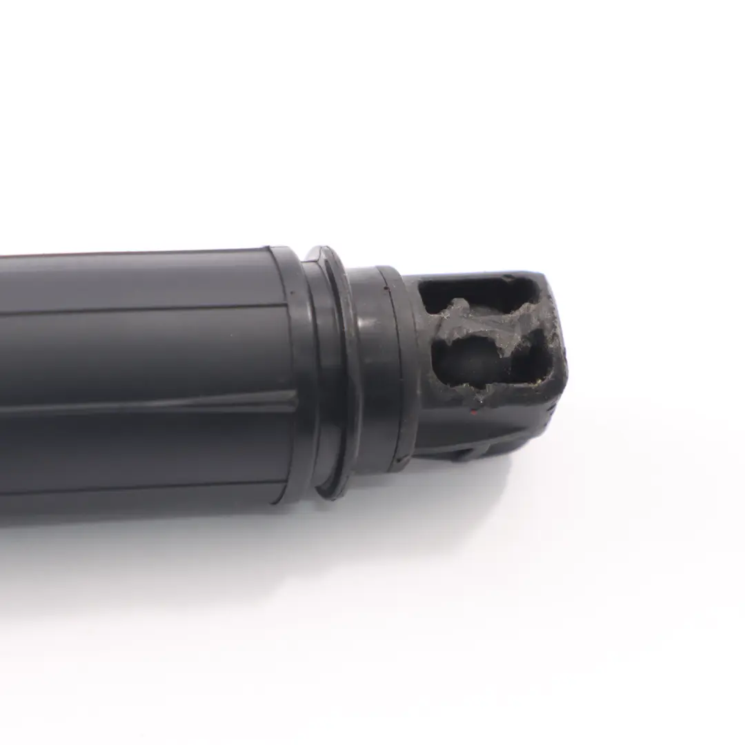 Tapa Maletero Puntal Eléctrico Eje Tracción izquierda para BMW X4 F26 con número de pieza 7339431 BMW X4 F26 Tapa Maletero Puntal Eléctrico Eje Tracción izquierda - SKU 7339431 - Número de pieza 7339431