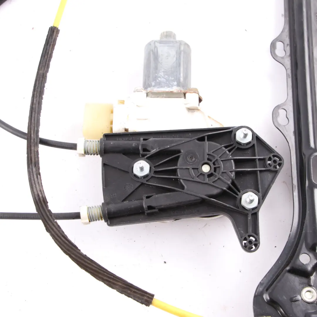 Alzacristalli BMW F34 GT Porta anteriore destra Meccanismo Motore per con numero di parte 7365260 Alzacristalli BMW F34 GT Porta anteriore destra Meccanismo Motore - SKU 7339592 - Numero di parte 7365260