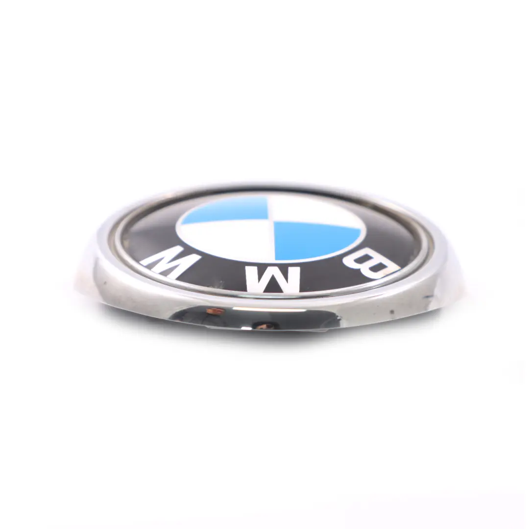 Emblemat Logo Znaczek Klapy Bagażnika Tył do BMW X4 F26 o numerze 7340321 BMW X4 F26 Emblemat Logo Znaczek Klapy Bagażnika Tył - SKU 7340321 - Numer Części 7340321