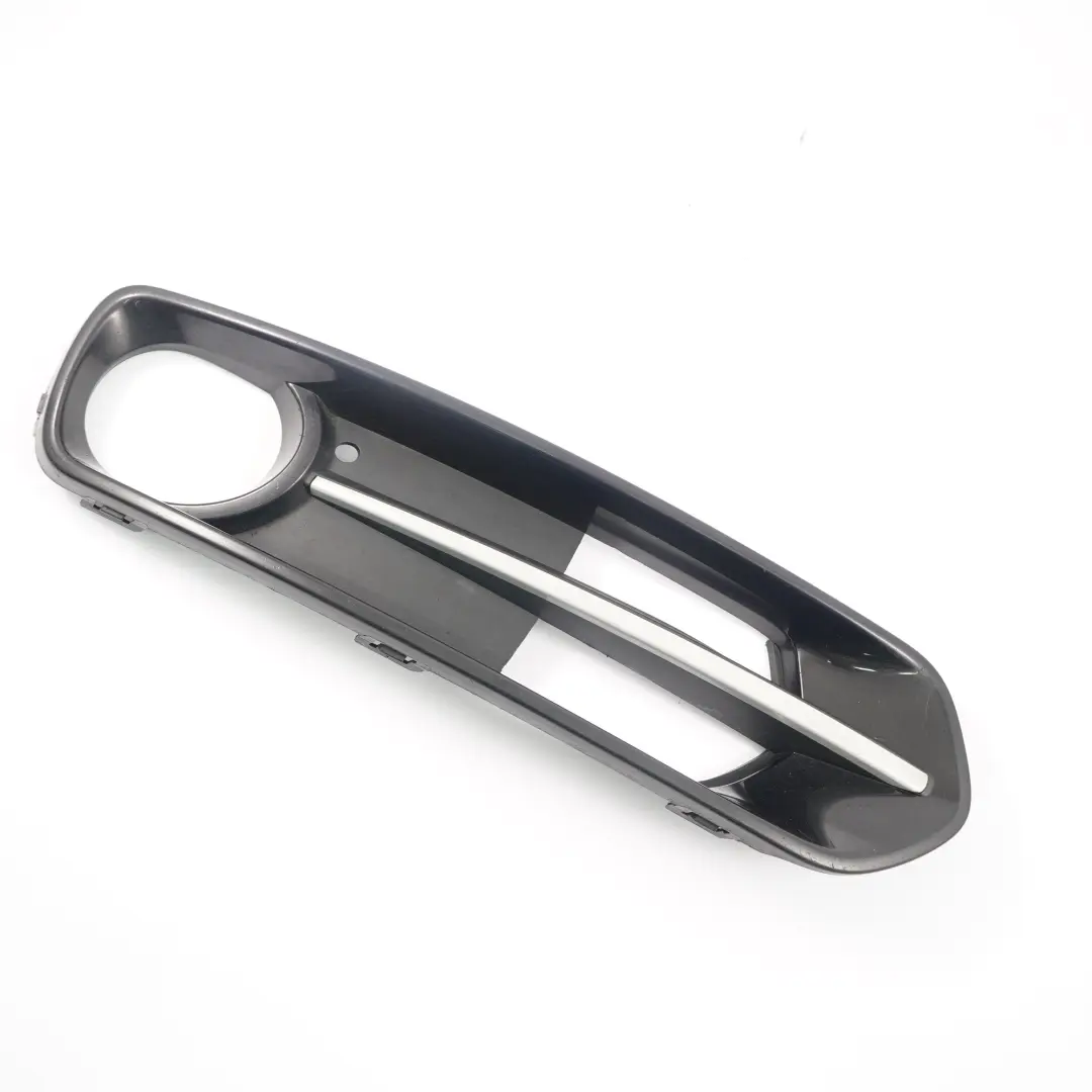 Paraurti Anteriore Destro Sport Line Griglia Griglia Fendinebbia 7272566 per BMW F20 con numero di parte 7341614 BMW F20 Paraurti Anteriore Destro Sport Line Griglia Griglia Fendinebbia 7272566 - SKU 7341614 - Numero di parte 7341614