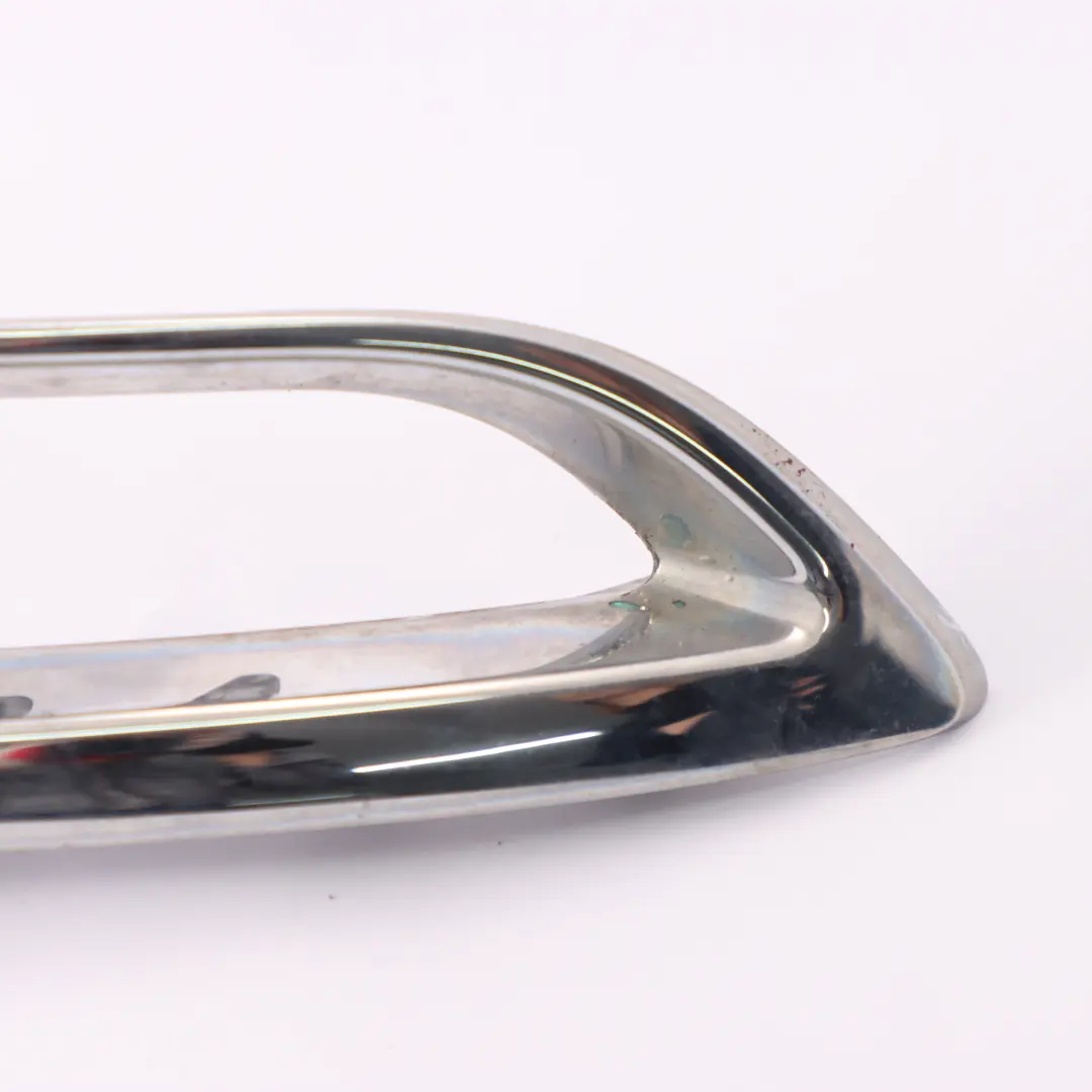 Listwa Obwódka Lewa Zderzaka Tylnego Luxury Line do BMW F10 LCI o numerze 7341675 BMW F10 LCI Listwa Obwódka Lewa Zderzaka Tylnego Luxury Line - SKU 7341675 - Numer Części 7341675