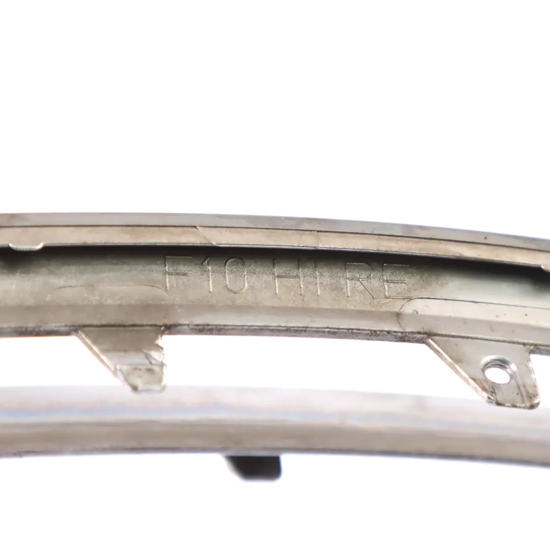 Pare-chocs arrière Cache moulure de bas caisse Droite Luxe pour BMW F10 LCI à propos du numéro de pièce 7341676 BMW F10 LCI Pare-chocs arrière Cache moulure de bas caisse Droite Luxe - SKU 7341676 - Numéro de pièce 7341676