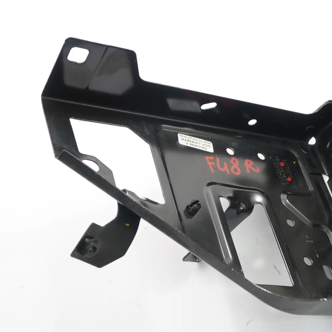 Supporto barra anteriore Braccio faro destro Staffa per BMW X1 F48 con numero di parte 7342502 BMW X1 F48 Supporto barra anteriore Braccio faro destro Staffa - SKU 7342502 - Numero di parte 7342502