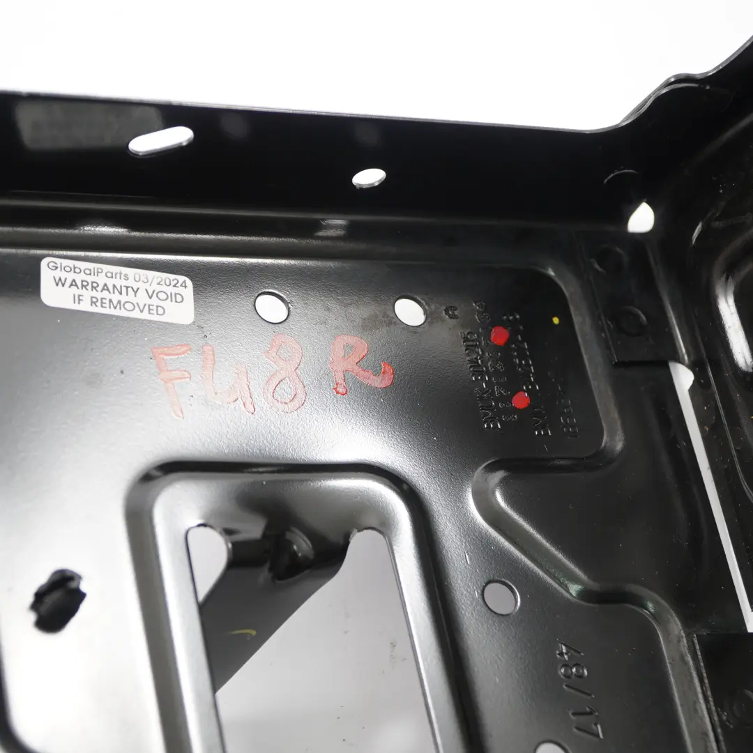 Supporto barra anteriore Braccio faro destro Staffa per BMW X1 F48 con numero di parte 7342502 BMW X1 F48 Supporto barra anteriore Braccio faro destro Staffa - SKU 7342502 - Numero di parte 7342502