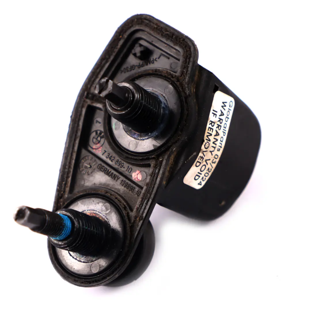 Portellone posteriore sinistro Stop Coperchio Tappo paracolpi per BMW X4 F26 con numero di parte 7342899 BMW X4 F26 Portellone posteriore sinistro Stop Coperchio Tappo paracolpi - SKU 7342899 - Numero di parte 7342899