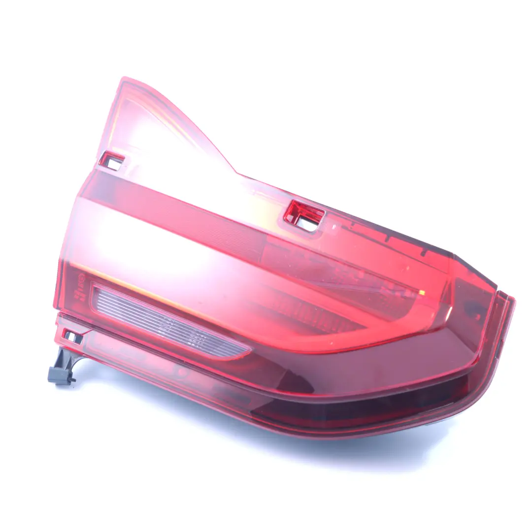 Lampa W Klapę Lewy Tył Lewa Tylna do BMW G11 o numerze 7342967 BMW G11 Lampa W Klapę Lewy Tył Lewa Tylna - SKU 7342967 - Numer Części 7342967