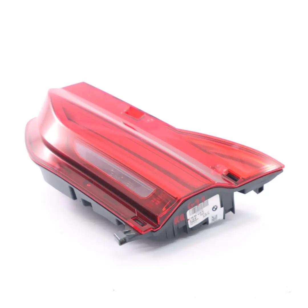 Luce Posteriore Baule Portellone Destro Interno Fanale Fanale per BMW G11 con numero di parte 7342968 BMW G11 Luce Posteriore Baule Portellone Destro Interno Fanale Fanale - SKU 7342968 - Numero di parte 7342968