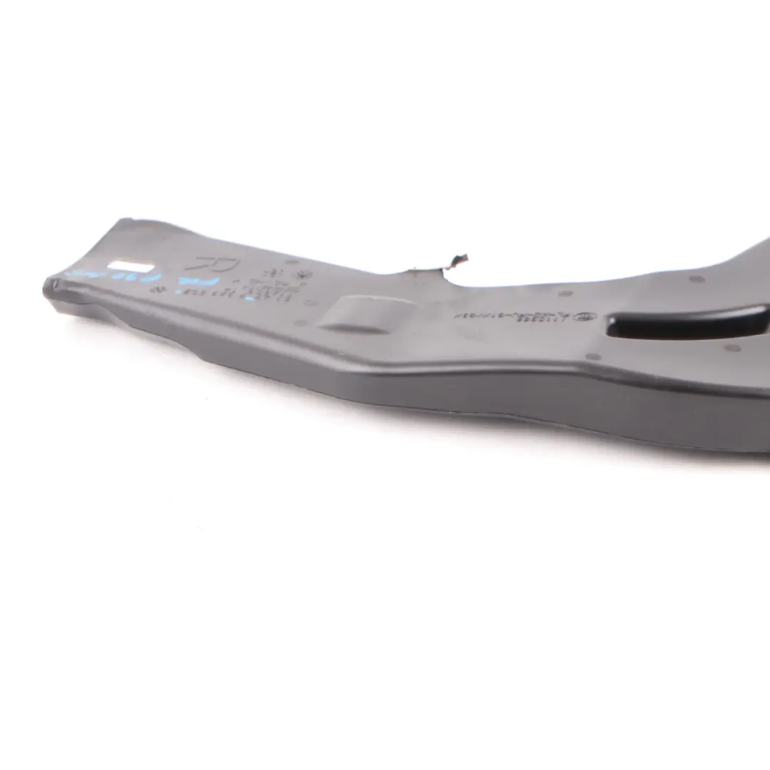 Duct BMW G30 G31 G11 Heater Channel Hose Front Right O/S to Air with Part number 7343502 Air Duct BMW G30 G31 G11 Heater Channel Hose Front Right O/S - SKU 7343502 - Part number 7343502