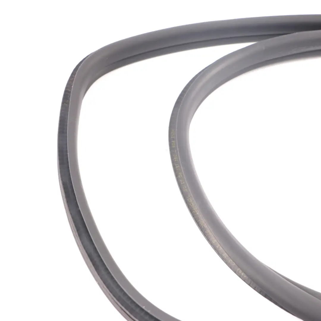 Kantenschutz Türdichtung Gummi Hinten Links Rechts für Mini F54 mit Teilenummer 7344161 Mini F54 Kantenschutz Türdichtung Gummi Hinten Links Rechts - SKU 7344161 - Teilenummer 7344161