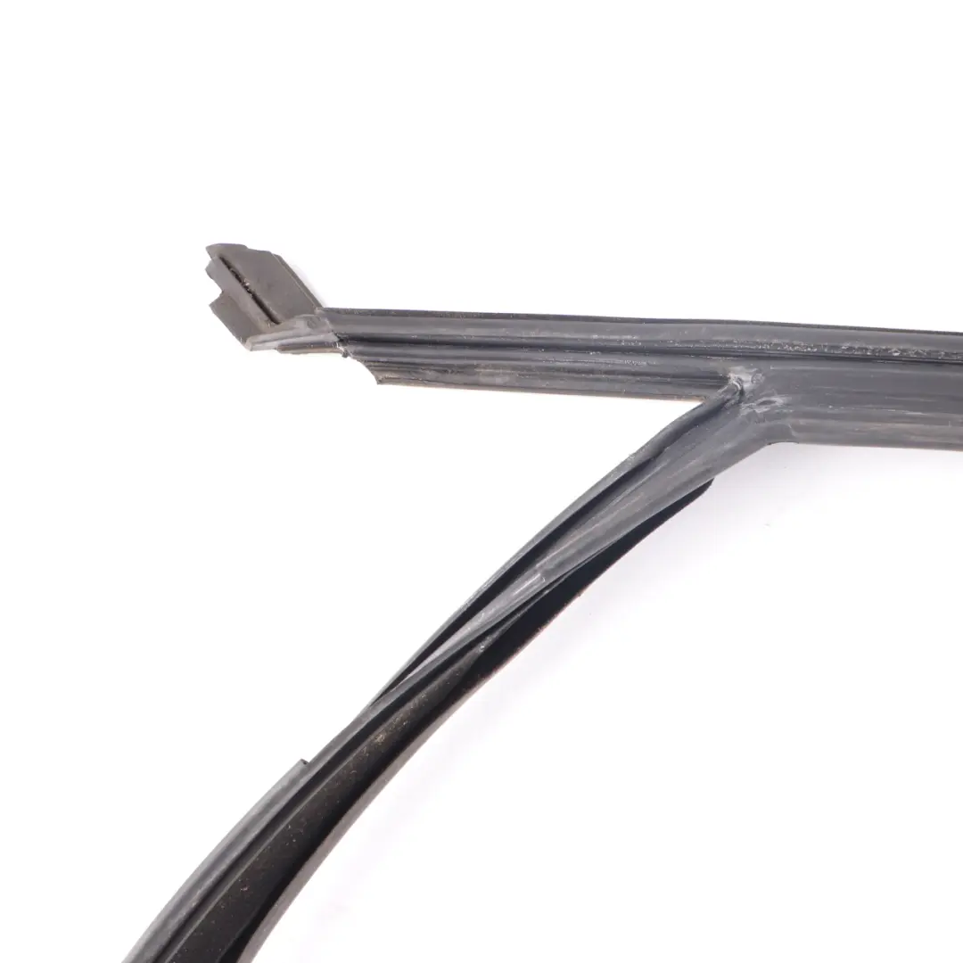 Guide Fenêtre Porte Avant Droite D'Étanchéité Cadre pour Mini Clubman F54 à propos du numéro de pièce 7344164 Mini Clubman F54 Guide Fenêtre Porte Avant Droite D'Étanchéité Cadre - SKU 7344164 - Numéro de pièce 7344164