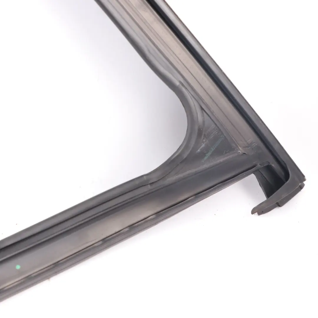 Window Guide Mini Clubman F54 Front Door Sealing Gasket Frame Right O/S to with Part number 7344164 Window Guide Mini Clubman F54 Front Door Sealing Gasket Frame Right O/S - SKU 7344164 - Part number 7344164