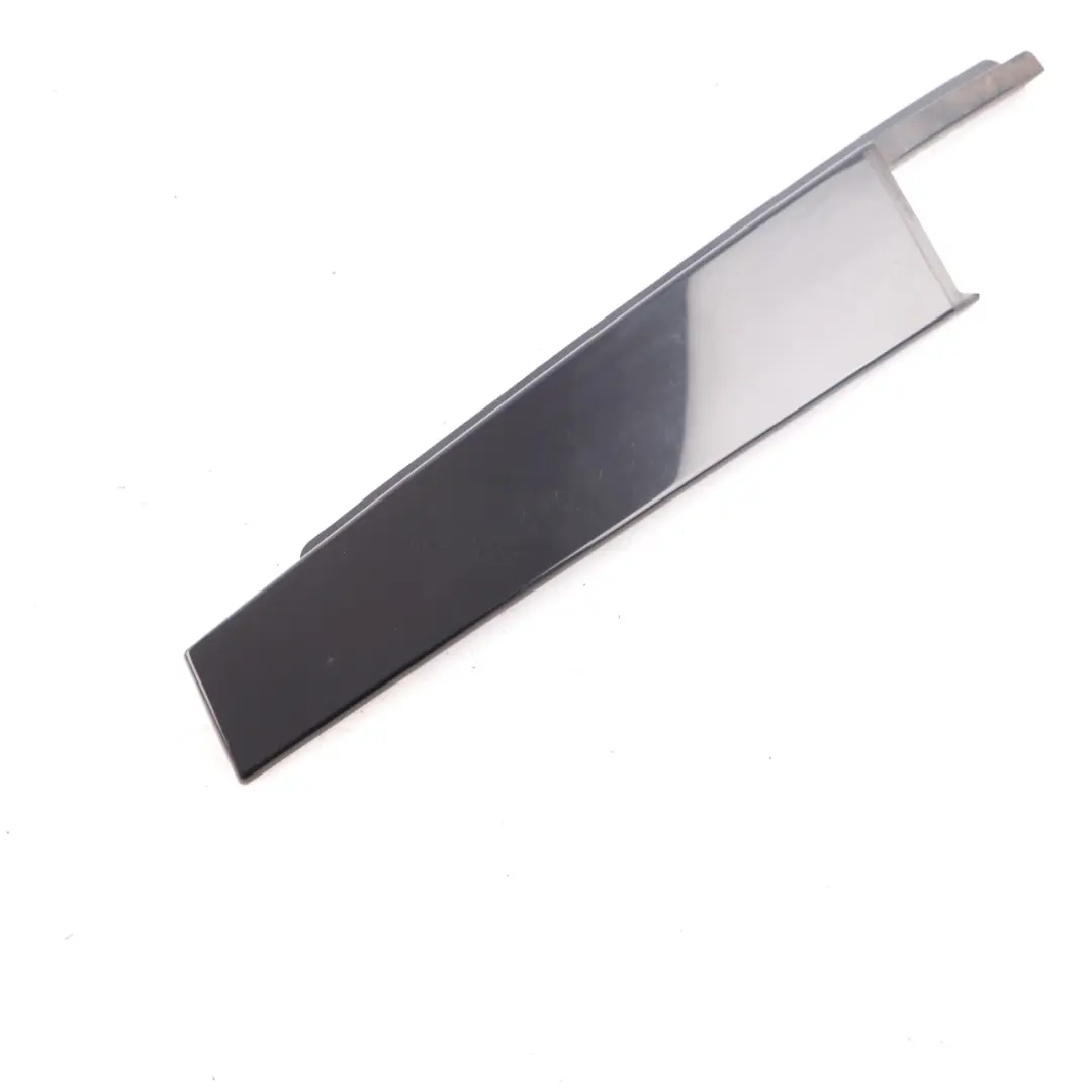 Garniture Colonne B Capot Avant Droit pour Mini F54 à propos du numéro de pièce 7344192 Mini F54 Garniture Colonne B Capot Avant Droit - SKU 7344192 - Numéro de pièce 7344192