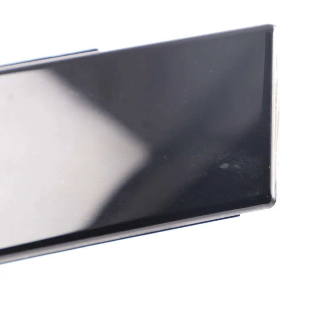 Puerta B Columna Cubierta Exterior Moldura Trasera Derecha para Mini Cooper F54 con número de pieza 7344194 Mini Cooper F54 Puerta B Columna Cubierta Exterior Moldura Trasera Derecha - SKU 7344194 - Número de pieza 7344194