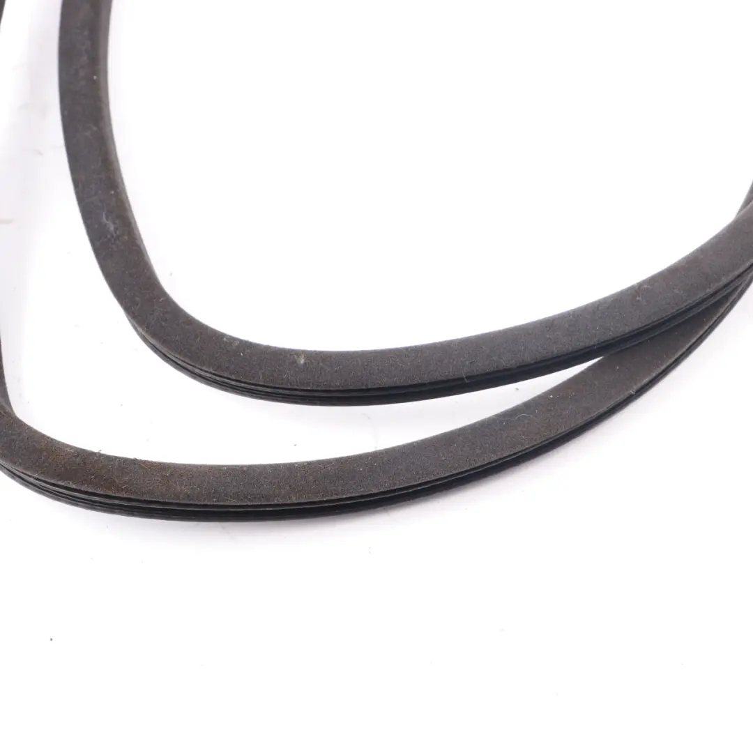 Roof Gasket BMW F36 F20 F26 F30 Sliding Lifting Sun Roof Sealing Gasket to with Part number 7344553 Roof Gasket BMW F36 F20 F26 F30 Sliding Lifting Sun Roof Sealing Gasket - SKU 7344553 - Part number 7344553