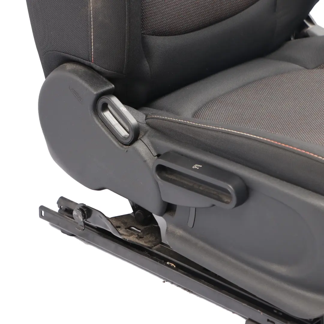 Anteriore Destra Tessuto sedile stoffa Fuoco artificio Nero carbone per Mini One F60 con numero di parte 7344584 Mini One F60 Anteriore Destra Tessuto sedile stoffa Fuoco artificio Nero carbone - SKU 7344584-1 - Numero di parte 7344584