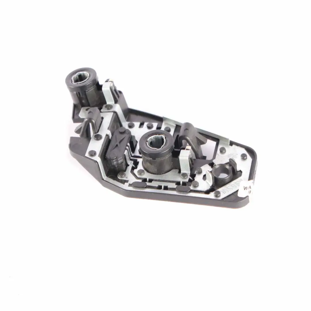 Support d'Ampoule Presa corrente posteriore destra Pannello pour BMW F10 M5 à propos du numéro de pièce 7344646 BMW F10 M5 Support d'Ampoule Presa corrente posteriore destra Pannello - SKU 7344646 - Numéro de pièce 7344646