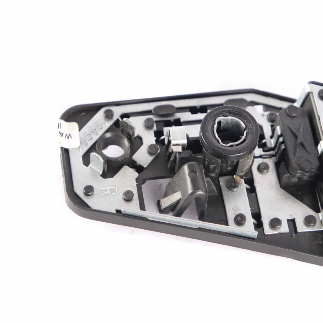 Portalámparas BMW F10 M5 Trasera Derecha Lámpara Socket Panel Lateral para con número de pieza 7344646 Portalámparas BMW F10 M5 Trasera Derecha Lámpara Socket Panel Lateral - SKU 7344646 - Número de pieza 7344646