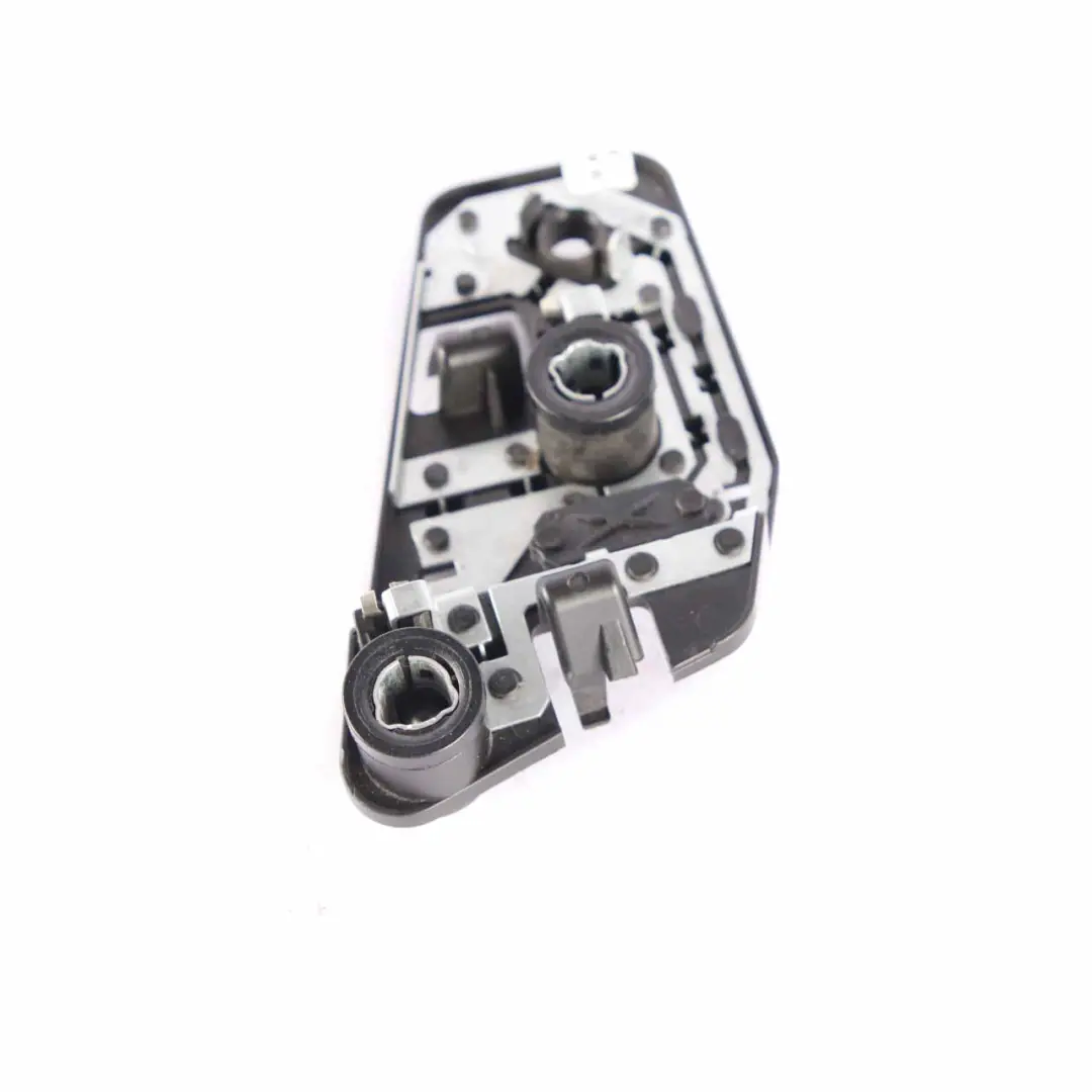 Supporto lampadina posteriore destra Presa pannello laterale per BMW F10 M5 con numero di parte 7344646 BMW F10 M5 Supporto lampadina posteriore destra Presa pannello laterale - SKU 7344646 - Numero di parte 7344646