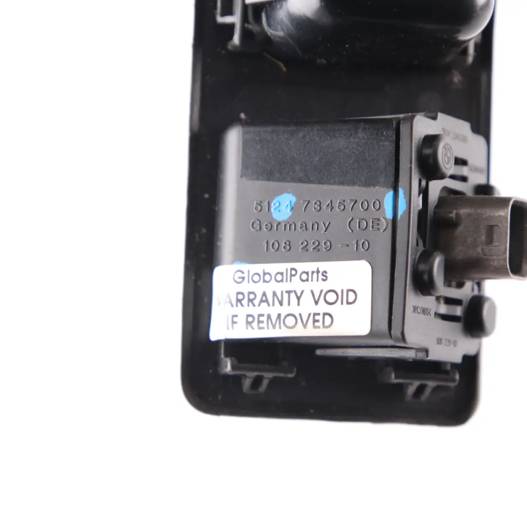 Maniglia portellone bagagliaio pulsante con telecamera per BMW F22 F30 LCI X3 F25 con numero di parte 7345700 BMW F22 F30 LCI X3 F25 Maniglia portellone bagagliaio pulsante con telecamera - SKU 7345700 - Numero di parte 7345700