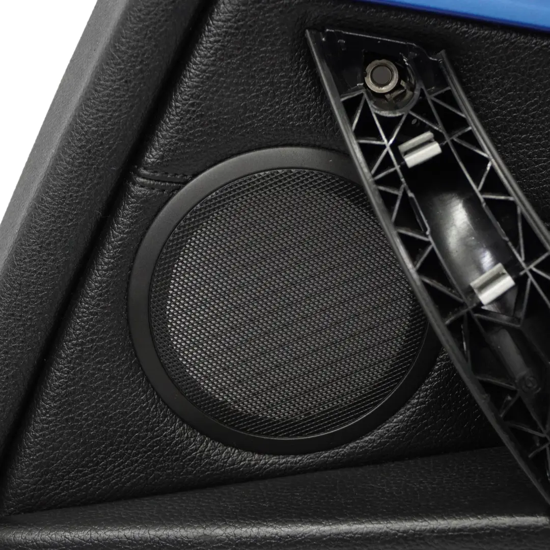 Boczek Drzwi Prawy Tylny Czarna Skóra Niebieska Listwa do BMW F36 o numerze 7346340 BMW F36 Boczek Drzwi Prawy Tylny Czarna Skóra Niebieska Listwa - SKU 7346340-1 - Numer Części 7346340