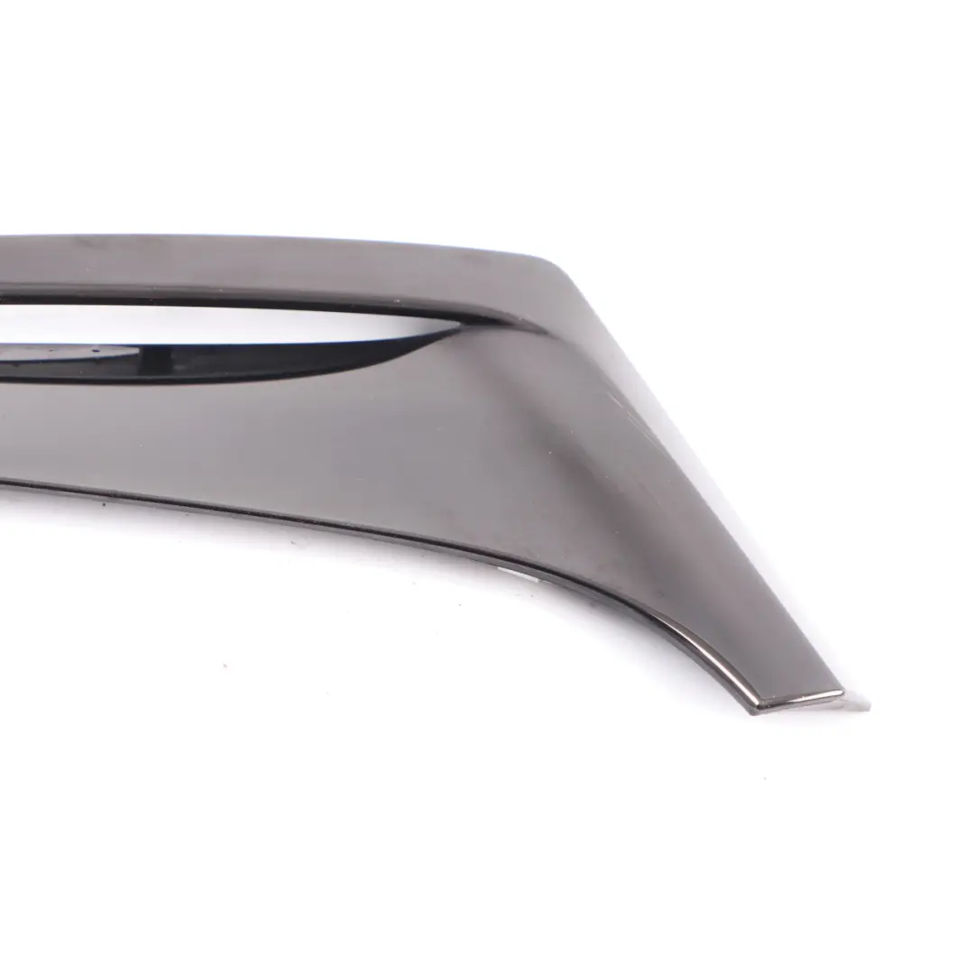 Duct Side Panel Front Right O/S Wing Fender Grille Trim to BMW G11 Air with Part number 7347378 BMW G11 Air Duct Side Panel Front Right O/S Wing Fender Grille Trim - SKU 7347378 - Part number 7347378