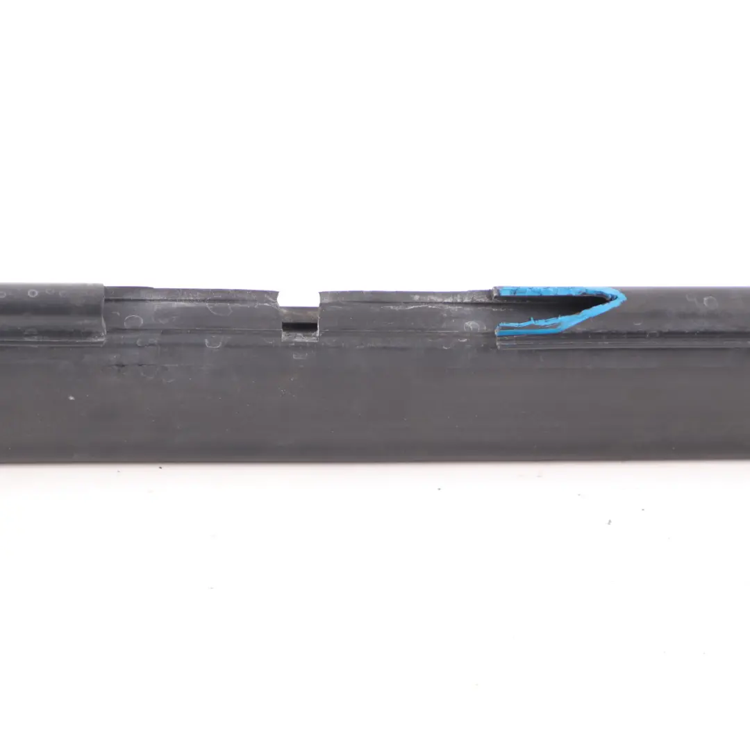 Sello del capó del motor trasero Banda goma sellado para BMW F90 M5 G11 G30 con número de pieza 7347394 BMW F90 M5 G11 G30 Sello del capó del motor trasero Banda goma sellado - SKU 7347394 - Número de pieza 7347394