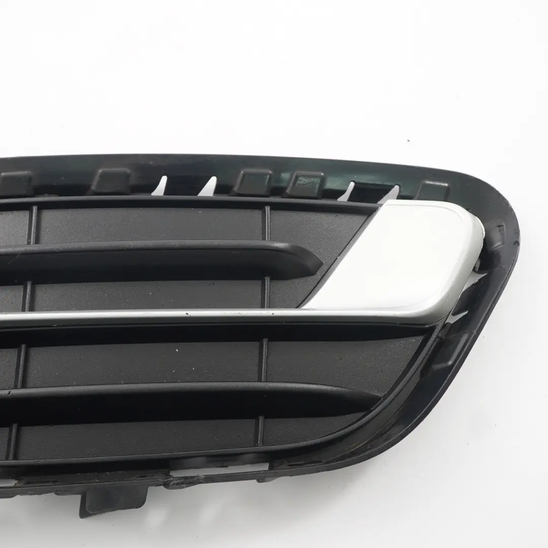 X-Line Kratka Zderzaka Prawa Prawy Przód do BMW X3 F25 o numerze 7347946 BMW X3 F25 X-Line Kratka Zderzaka Prawa Prawy Przód - SKU 7347946 - Numer Części 7347946