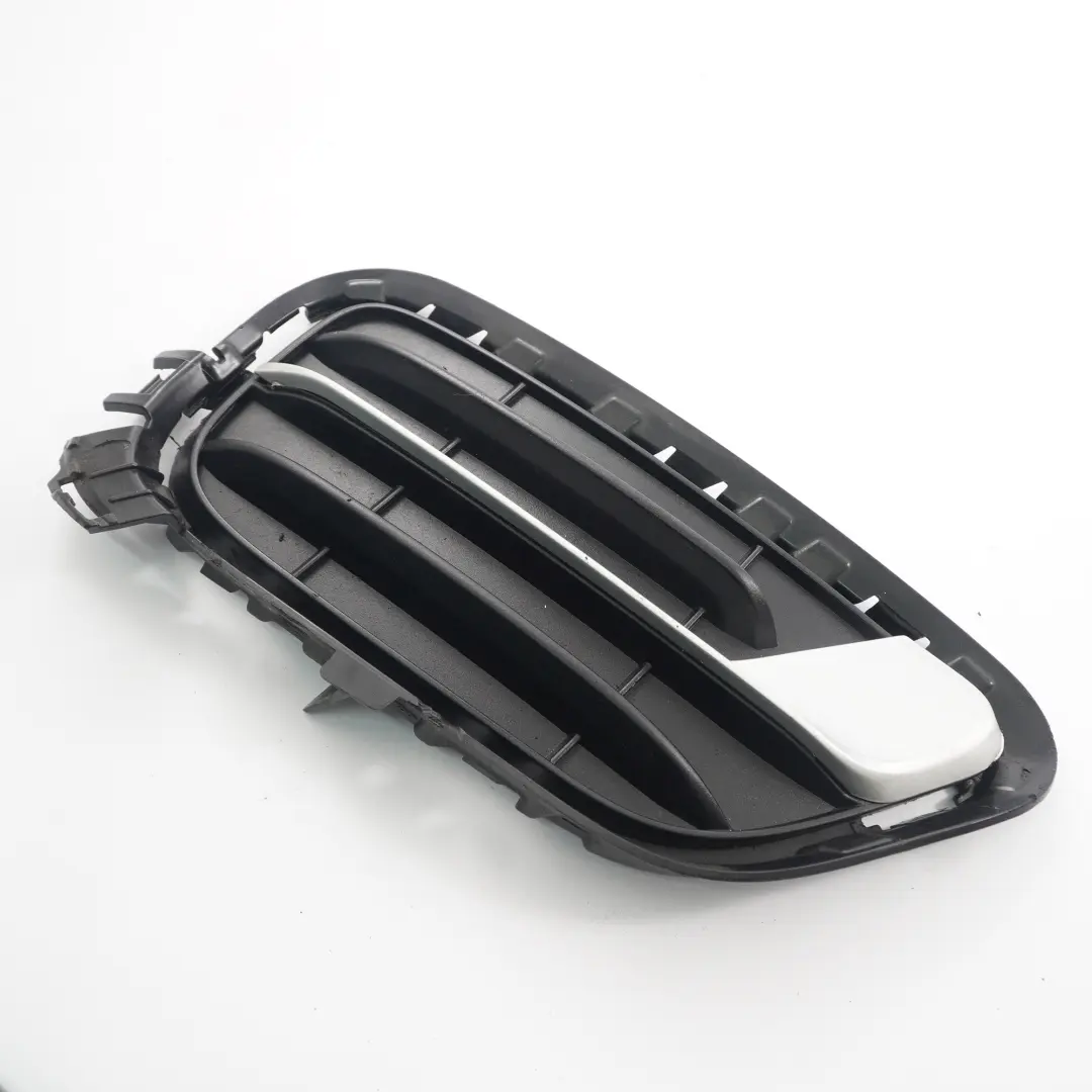 X-Line Kratka Zderzaka Prawa Prawy Przód do BMW X3 F25 o numerze 7347946 BMW X3 F25 X-Line Kratka Zderzaka Prawa Prawy Przód - SKU 7347946 - Numer Części 7347946