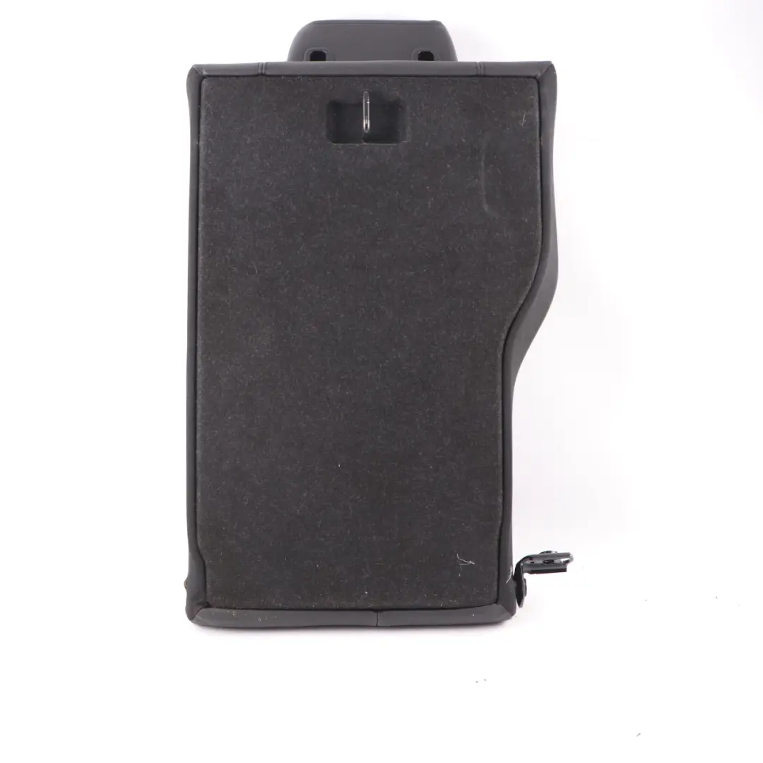 Recouvrement dossier droit de la banquette arrière en cuir Dakota Black pour BMW F22 à propos du numéro de pièce 7348858 BMW F22 Recouvrement dossier droit de la banquette arrière en cuir Dakota Black - SKU 7348858 - Numéro de pièce 7348858