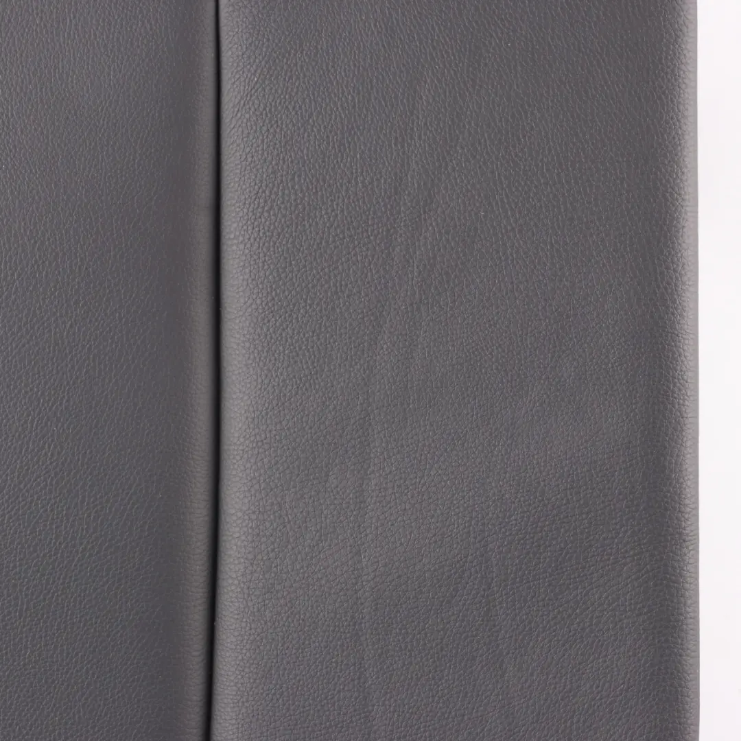 Rivestimento schienale posteriore destro in pelle Dakota Black per BMW F22 con numero di parte 7348858 BMW F22 Rivestimento schienale posteriore destro in pelle Dakota Black - SKU 7348858 - Numero di parte 7348858