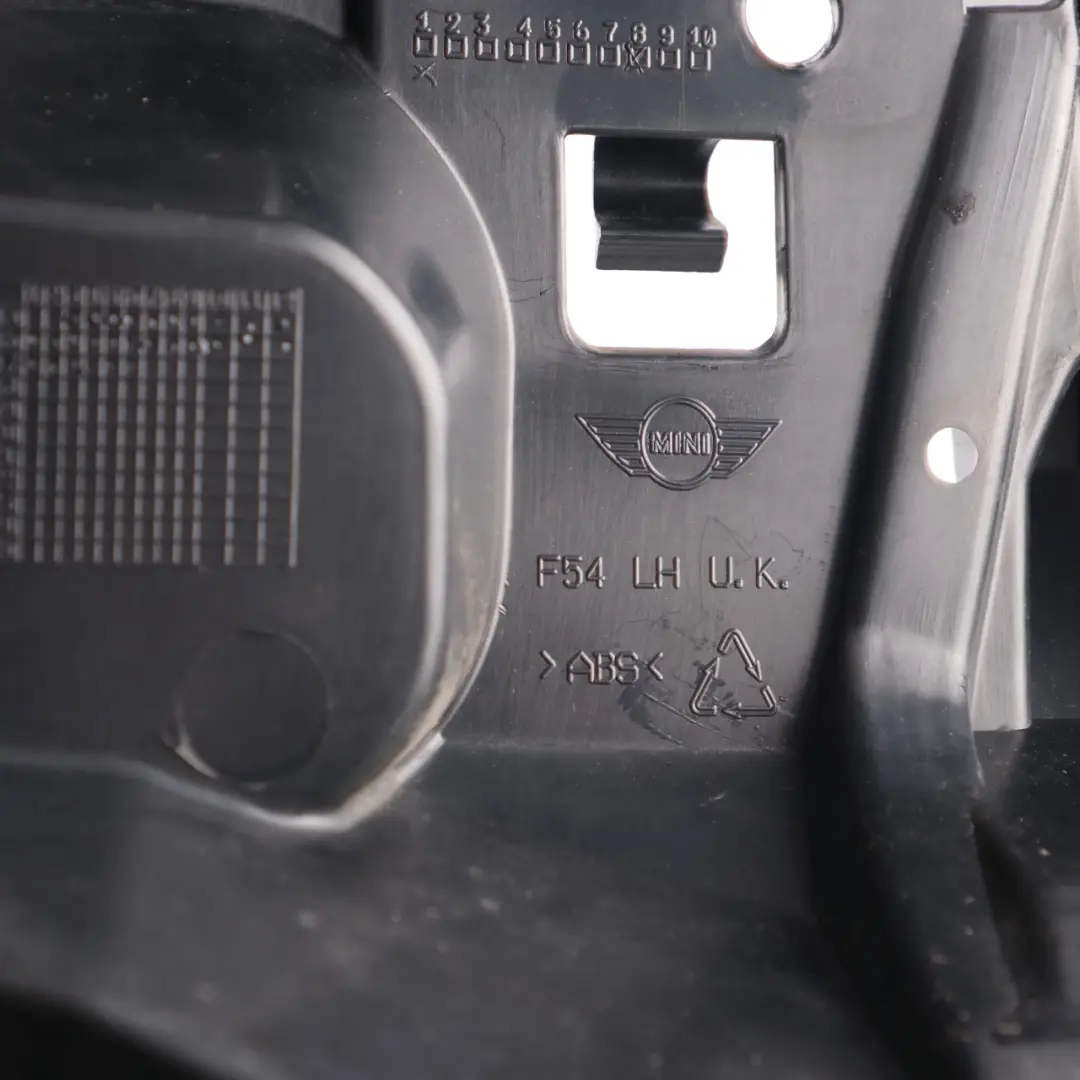 Ślizg Zderzaka Lewy Tył do Mini Cooper Clubman F54 o numerze 7348901 Mini Cooper Clubman F54 Ślizg Zderzaka Lewy Tył - SKU 7348901 - Numer Części 7348901