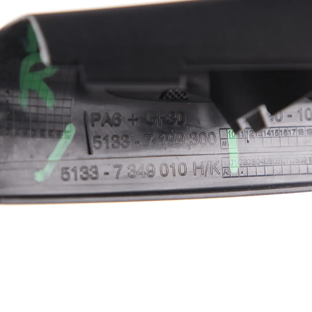 Lautsprecherabdeckung BMW F10 F11 LCI Eckleiste Dreieck Spiegel Rechts für mit Teilenummer 7349010 Lautsprecherabdeckung BMW F10 F11 LCI Eckleiste Dreieck Spiegel Rechts - SKU 7349010 - Teilenummer 7349010