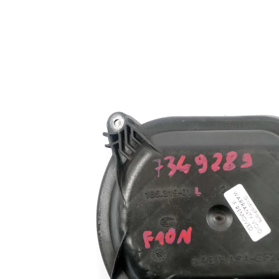 Abdeckkappe Fernlicht Vorne Links Hella für BMW 5 er F10 F11 mit Teilenummer 7349289 BMW 5 er F10 F11 Abdeckkappe Fernlicht Vorne Links Hella - SKU 7349289 - Teilenummer 7349289