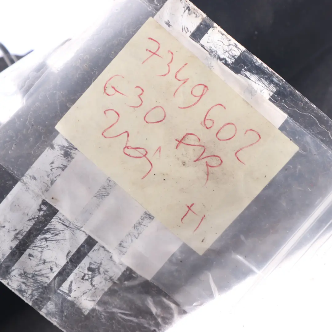 Hood Seal BMW G30 G31 Engine Rubber Gasket Front Right O/S to with Part number 7349602 Hood Seal BMW G30 G31 Engine Rubber Gasket Front Right O/S - SKU 7349602 - Part number 7349602