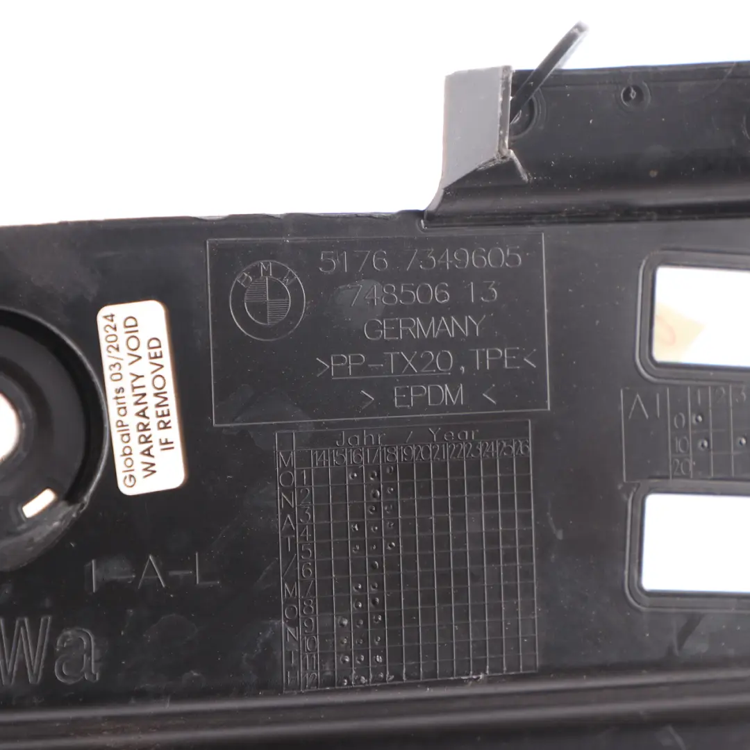 Sealing Seal Side Panel Top Left N/S Hood Bonnet Seal to BMW G30 G31 with Part number 7349605 BMW G30 G31 Sealing Seal Side Panel Top Left N/S Hood Bonnet Seal - SKU 7349605 - Part number 7349605