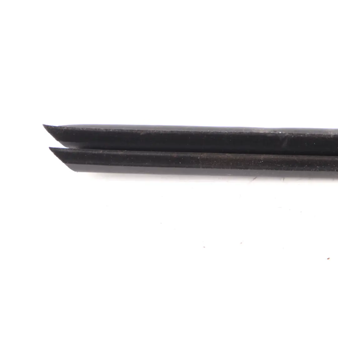 BMW X1 F48 X2 F39 Finestra Guarnizione Striscia Porta Anteriore Destra - SKU 7349640 - Numero di parte 7349640