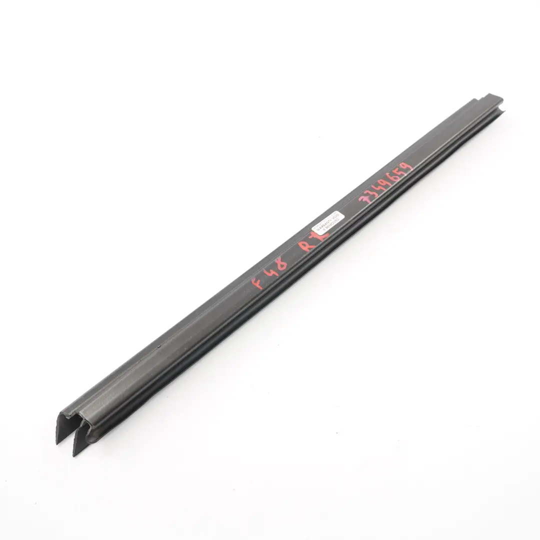 Ventana Interior Puerta Trasera Izquierda Tira Junta Goma para BMW X1 F48 con número de pieza 7349659 BMW X1 F48 Ventana Interior Puerta Trasera Izquierda Tira Junta Goma - SKU 7349659 - Número de pieza 7349659