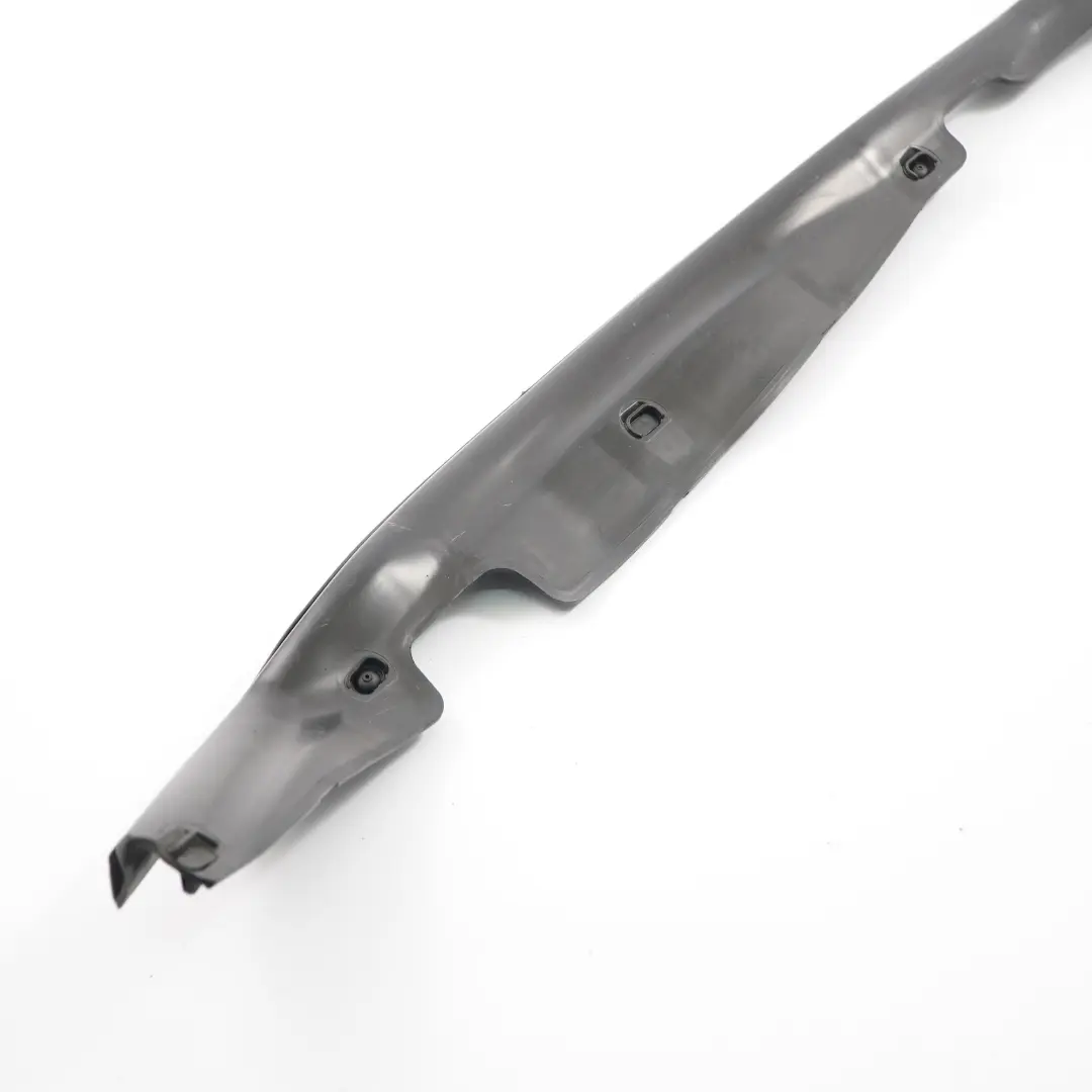 Puerta Trasera Izquierda Sello de Goma para BMW X1 F48 con número de pieza 7349663 BMW X1 F48 Puerta Trasera Izquierda Sello de Goma - SKU 7349663 - Número de pieza 7349663