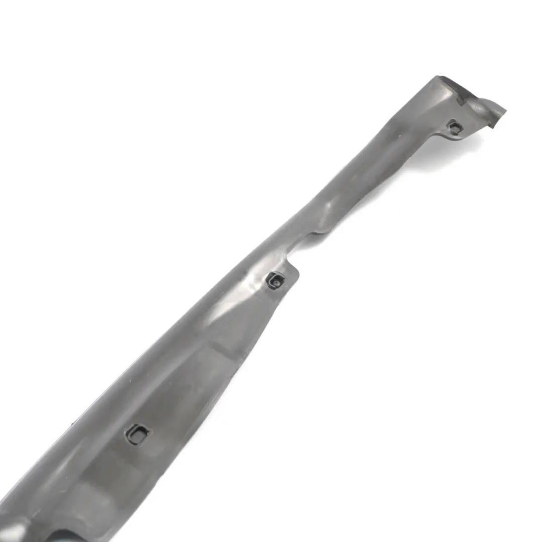 Porta posteriore sinistra Guarnizione in gomma per BMW X1 F48 con numero di parte 7349663 BMW X1 F48 Porta posteriore sinistra Guarnizione in gomma - SKU 7349663 - Numero di parte 7349663